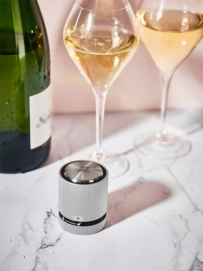 PEUGEOT - Line - Champagne stopper - For airtight sealing and preserving opened sparkling wine bottles - 5 year warranty - Wine gift - Aluminum color