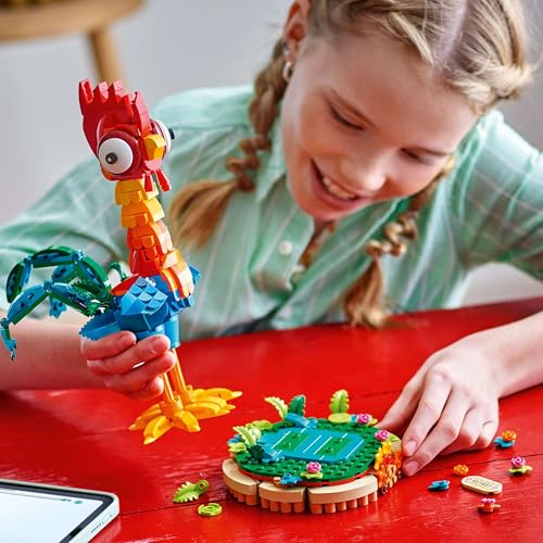 LEGO | Disney Moana 2: Heihei Toy - Animal figure for playing & displaying with rotating head, movable wings & tail feathers, and stand - Gift for girls aged 9+ - 43272