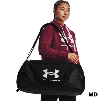 Under Armour Unisex UA Undeniable 5.0 Duffle, waterproof sports bag, durable gym shoulder bag