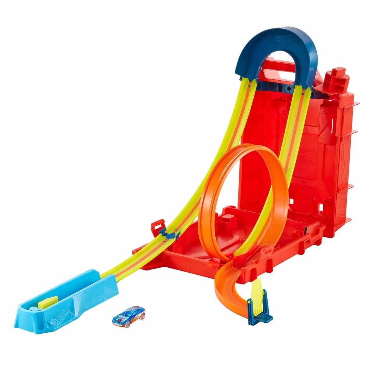 Hot Wheels Race Track Gas Can, stunt and race action for toy cars, with looping track, storage box, car toy, toys for 6 years and older, HDX78.