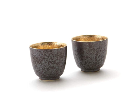 Miyazaki - Sake cup Shuki made of Japanese Arita porcelain from the Shuki tableware series. Set of 2. 40 ml. Produced in the famous Arita porcelain.