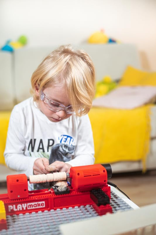 PLAYMAKE 4in1 Workshop - Creative workshop for kids 5+ - Tech toys for wood and cardboard - Safe tools for children - 4 functions in one toy - Made in Austria