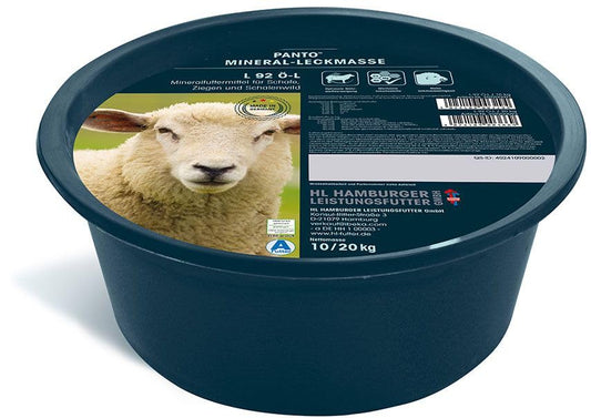 PANTO mineral lick tray L92 10kg - lick tray for sheep, goats, and game, lick stone without copper with selenium and zinc.