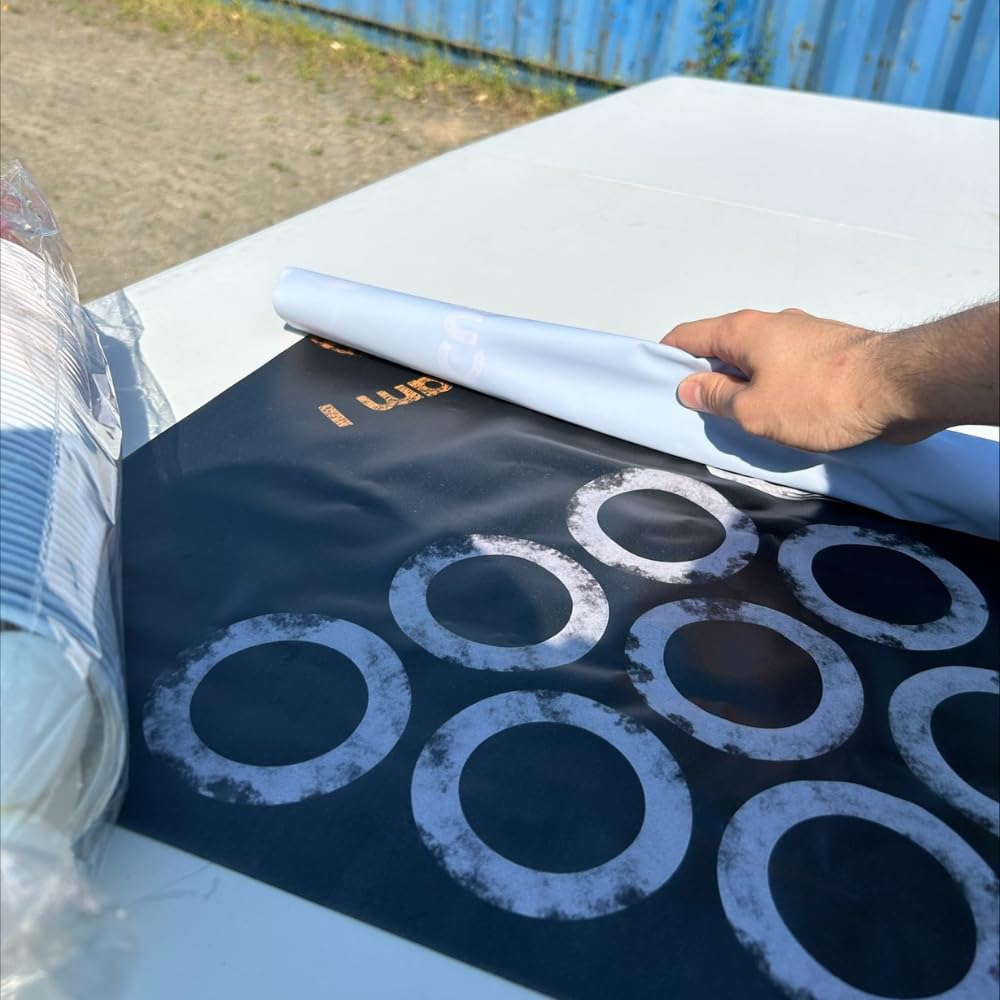 Beer Pong mat - Beer Pong table on the go | + 50 Beer pong cups (25 red & 25 blue, 16 oz) + 10 mini shot red cups + 6 balls | Comes with 4 games | 175 x 59 cm, waterproof and tear-resistant