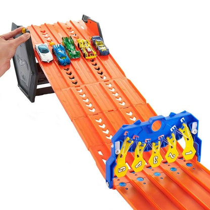 Hot Wheels GYX11 - Rollout Raceway Trackset, can be rolled out into a five-lane racetrack, storage container, toy car racetrack for kids ages 4 and up.