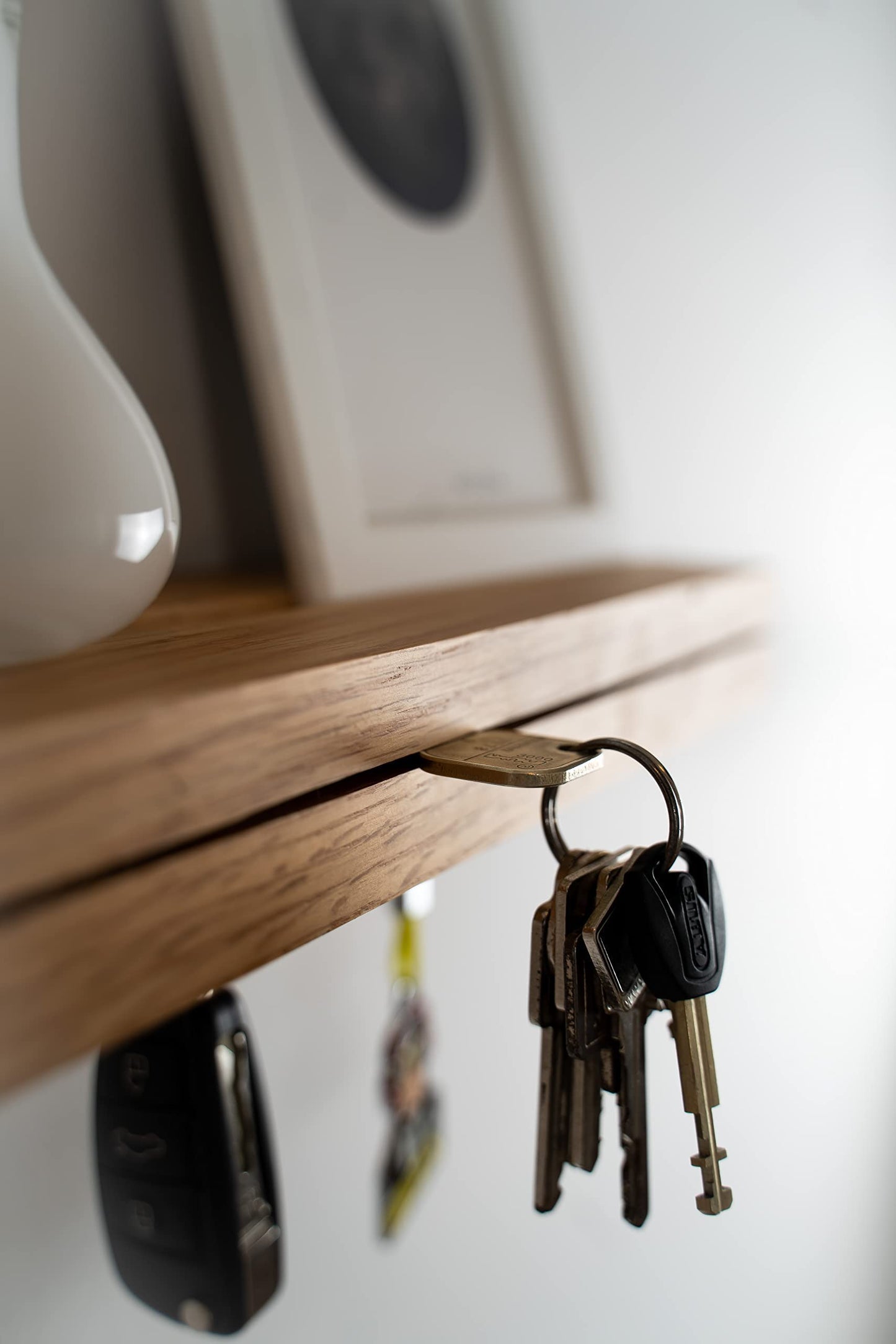 GK KRAUTLING | Magnetic wood key holder | Oak | Key organizer | Key board | Key rack with shelf | Magnetic key storage holder