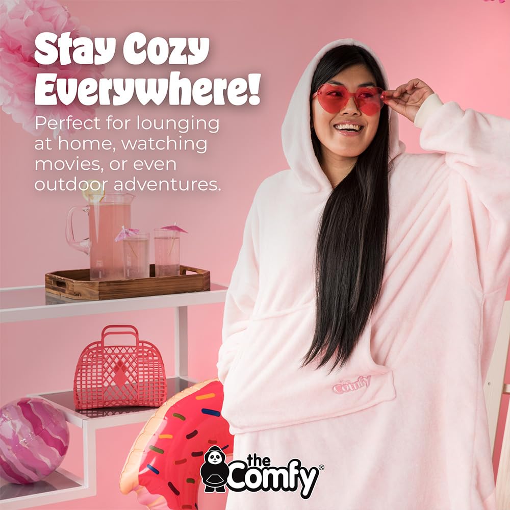 THE COMFY Dream | oversized portable blanket made of lightweight microfiber, one size fits all, as seen on Shark Tank.