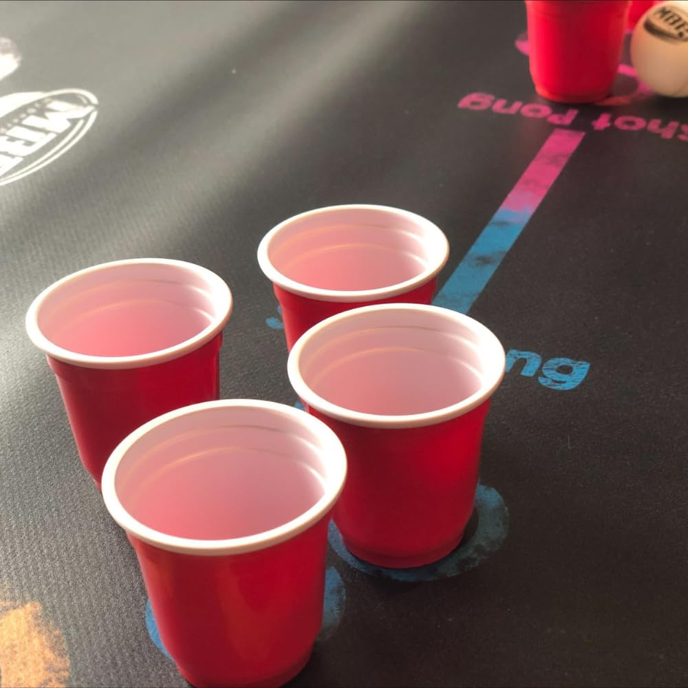 Beer Pong mat - Beer Pong table on the go | + 50 Beer pong cups (25 red & 25 blue, 16 oz) + 10 mini shot red cups + 6 balls | Comes with 4 games | 175 x 59 cm, waterproof and tear-resistant
