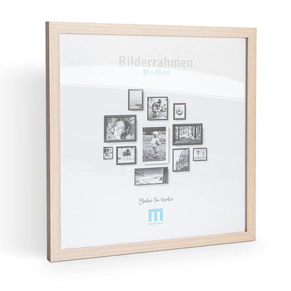 14-piece photo frame set in natural wood look in various sizes. Perfect for creating photo walls with a mix of portrait and landscape frames. Suitable for photos ranging from 10x15 to 30x40cm.