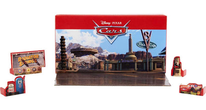 Disney Pixar Cars HFN81 - Collection of 5 vehicles, set of 4 character vehicles and 1 fire truck Red, inspired by Radiator Springs, gift for collecting for children and fans aged 3 years and up.