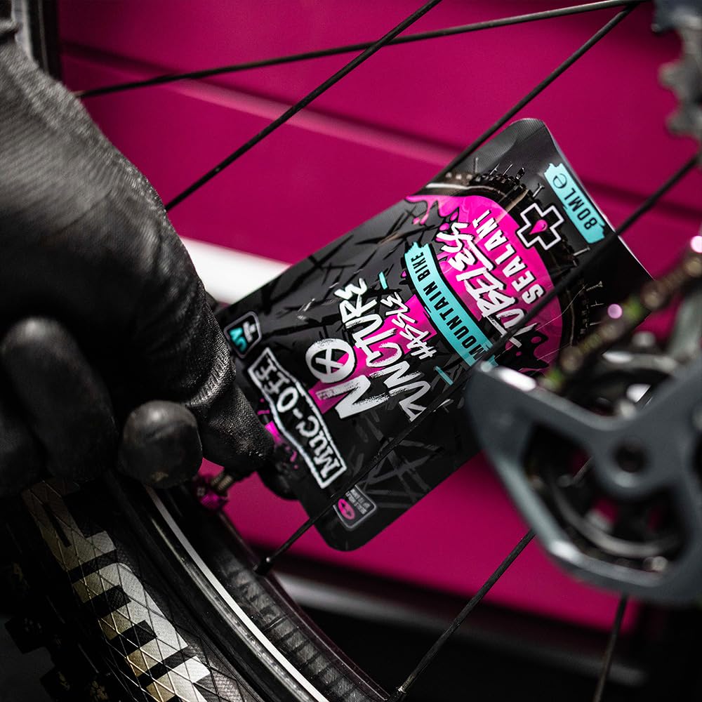 Muc-Off 822 Puncture Trouble 1L, Pink, 1 Liter