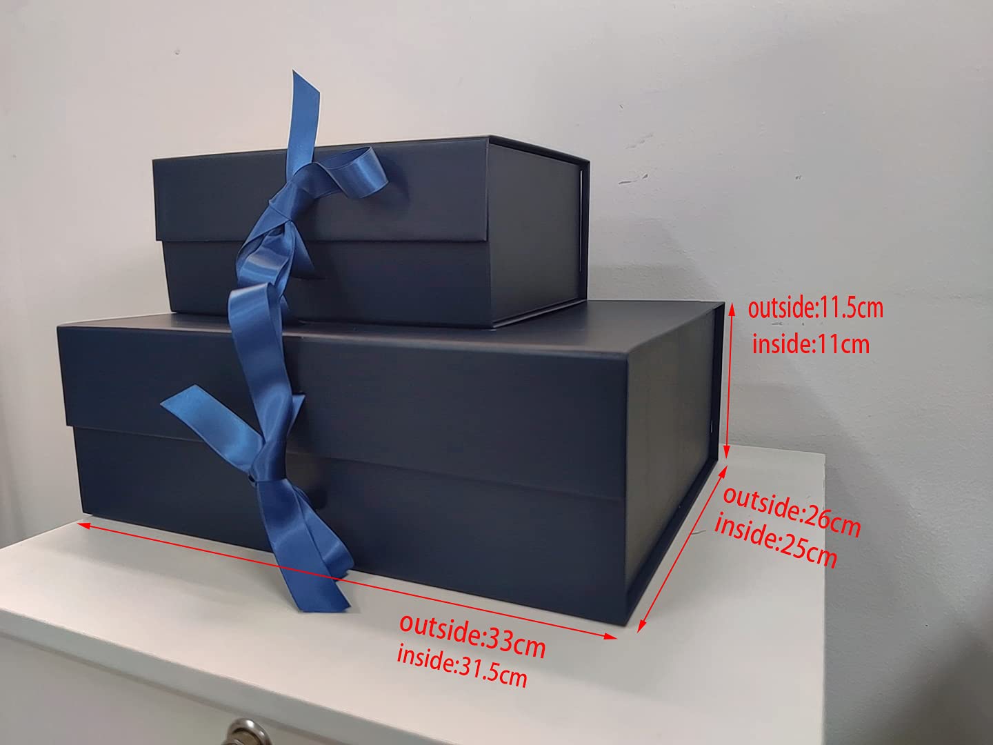 Blue gift box 33x26x11cm, gift carton with magnetic lid and ribbon for weddings, Christmas, birthdays, anniversaries gift packaging box