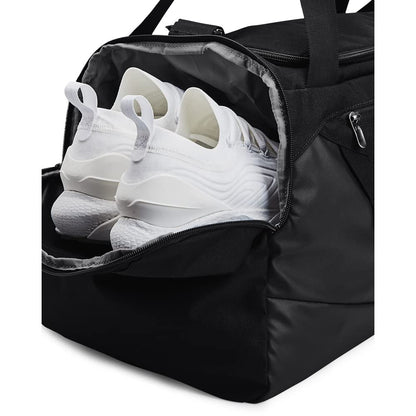 Under Armour Unisex UA Undeniable 5.0 Duffle, waterproof sports bag, sturdy gym shoulder bag
