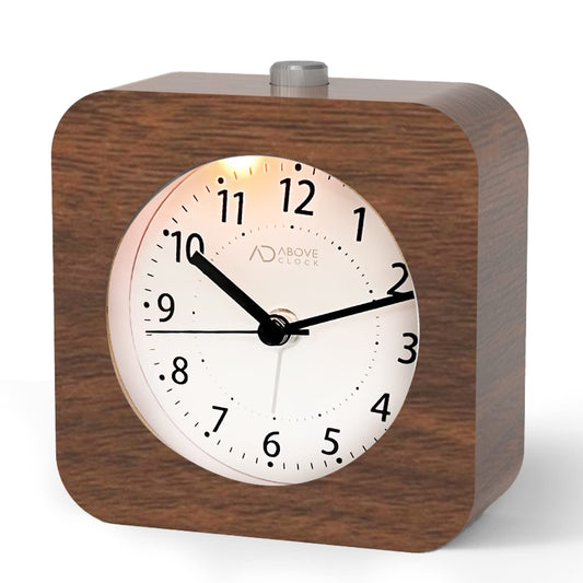 aboveClock Analog Alarm Clock Without Ticking, Wood Alarm Clock with Snooze, Retro Nightstand Clock with Night Light, Battery Operated Analog Table Clock 【1×AA Battery Required】- Natural Wood in Brown