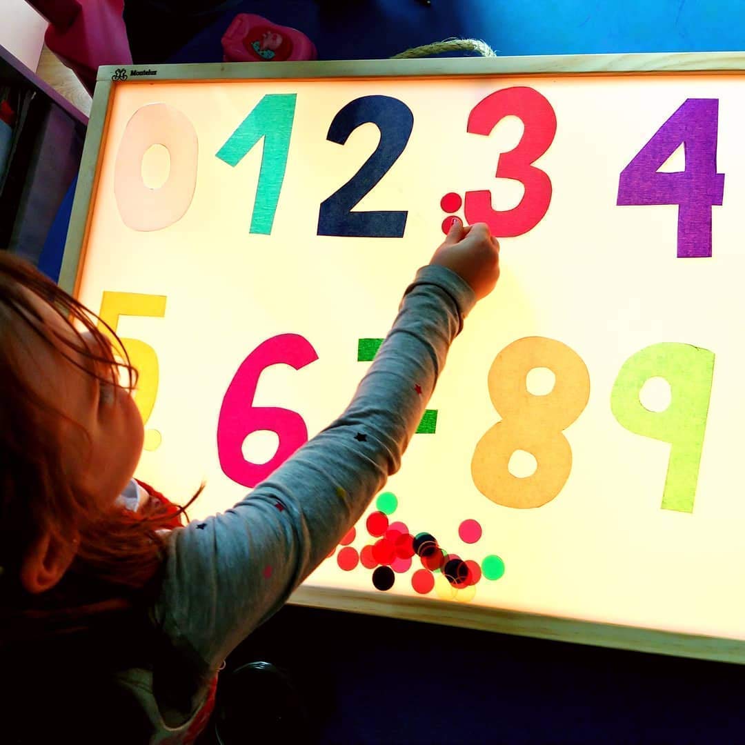 R-CRE@ - Montessori Light Table RGB 64x48x7 cm with activity booklet | LED with remote control | Certified (AIJU + Univ. Murcia) | Sensory learning table | Play & Learn