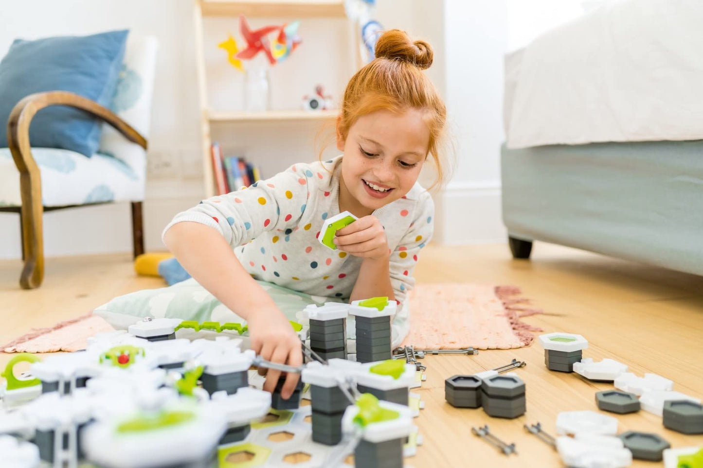 Ravensburger GraviTrax Expansion Jumper - Ideal accessory for spectacular marble runs, construction toy for kids aged 8 and up.