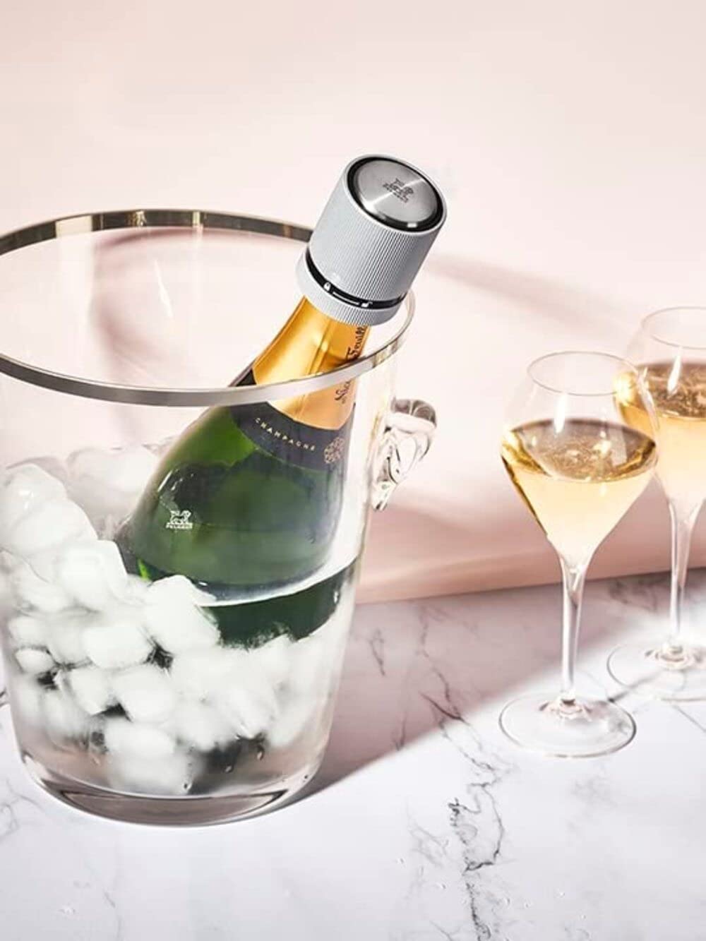 PEUGEOT - Line - Champagne stopper - For airtight sealing and preserving opened sparkling wine bottles - 5 year warranty - Wine gift - Aluminum color