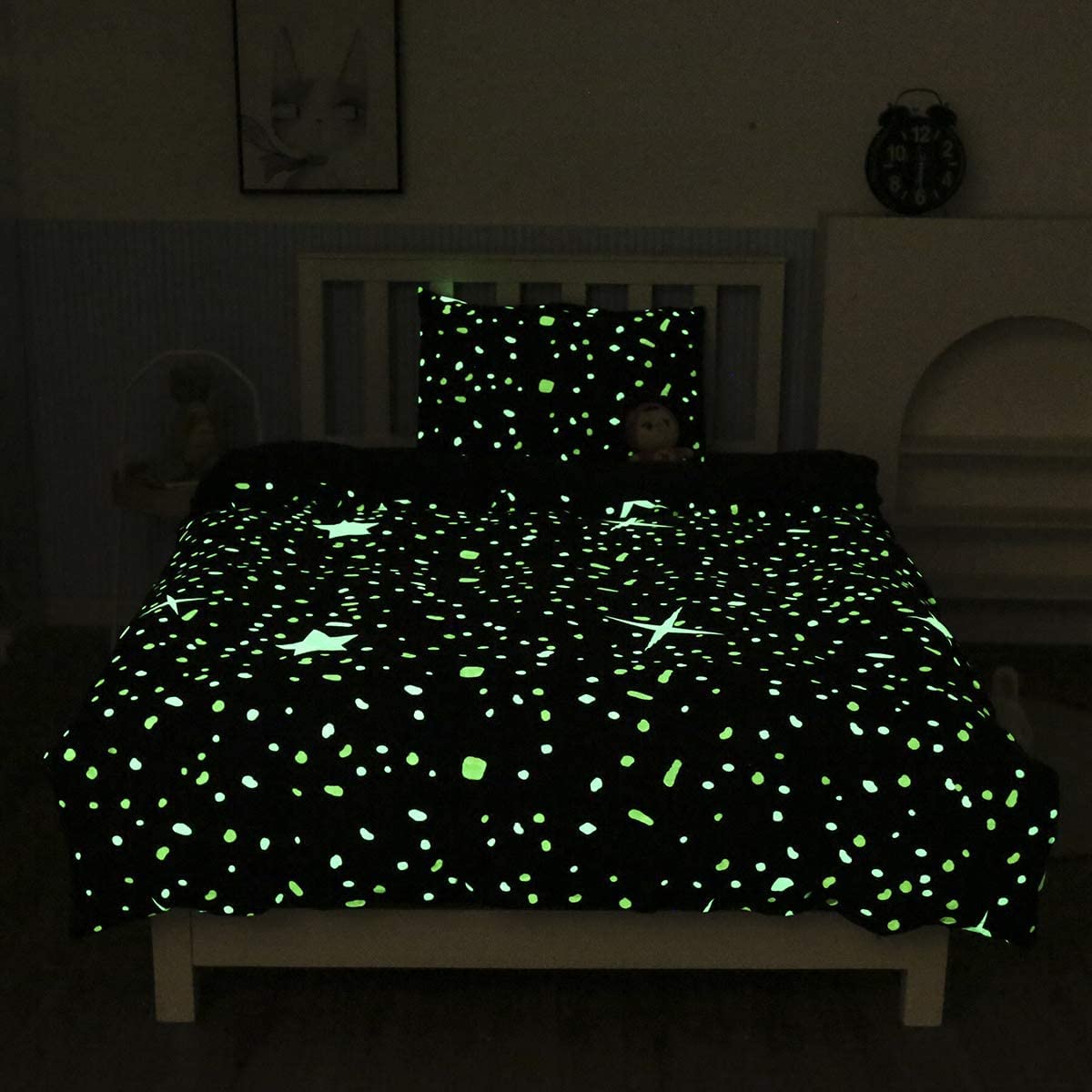 Children Glowing in the Dark Duvet Cover Blue Cartoon Stars Universe Bedding Set for Teenage Boys Girls Toddler Duvet Kids Starry Sky Decor Comforters With Zipper, 155 x 220
