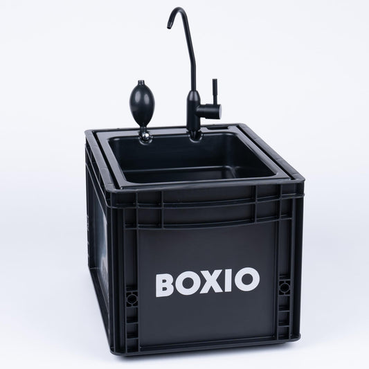 BOXIO - WASH: Portable 40x30 sink, camping washbasin with pump without electricity, camping accessory in Eurobox for van conversion, hairdresser or outdoors at festivals & garden, sink as camping gadgets