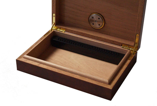 GERMANUS Portable Travel Humidor in brown Humidor Compendium