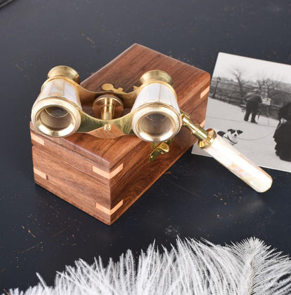 Opera glass with wooden box, theater binoculars, brass and mother-of-pearl antique, lup147 Palazzo Exclusive.