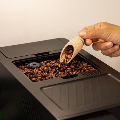 Cecotec Superautomatic Espresso Machine Cremmaet Compactccino Black, 19 Bar, Thermoblock System, fresh ground beans with Plug&Play, 150g coffee bean tank grinder, 1.1L water tank, 400ml milk.