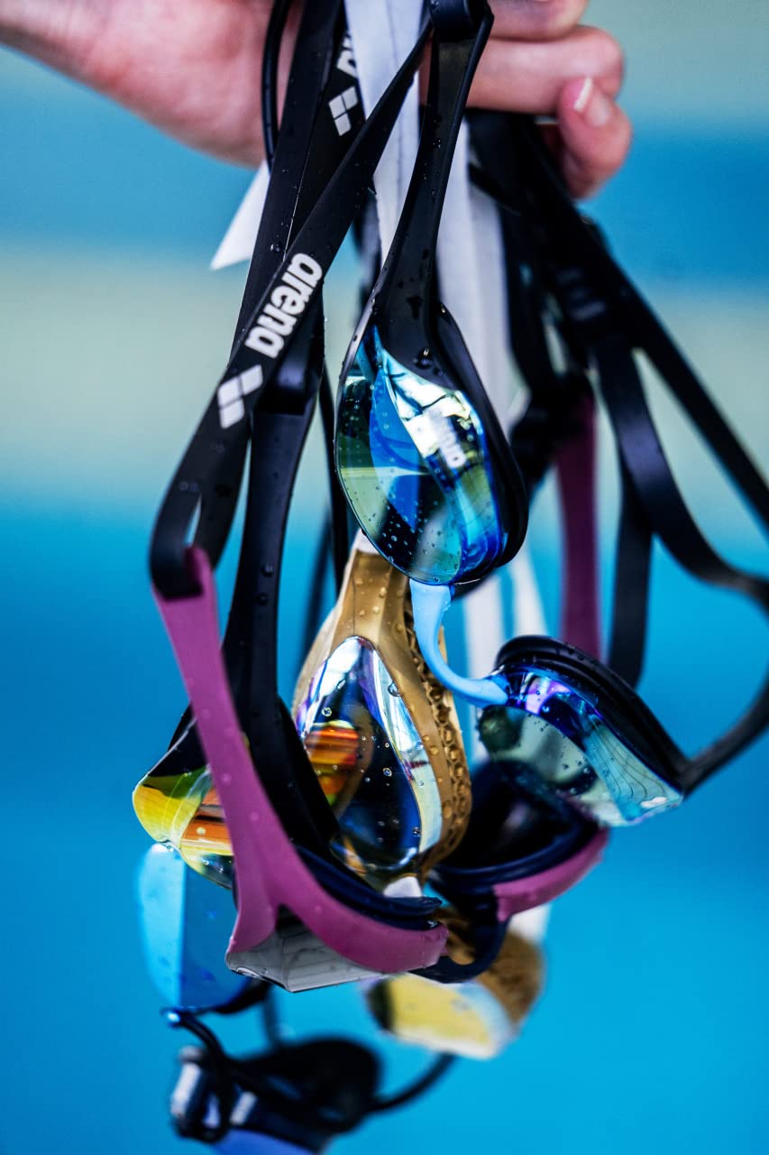 arena Cobra Ultra Swipe Adult Unisex Racing Goggles, swim goggles with curved lenses, anti-fog, UV protection, 5 interchangeable nose bridges.