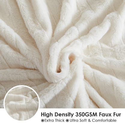 Nayoroom Plush Bedding 200x200 Cream White Winter Warm Fluffy Fleece Duvet Cover and 2 Pillowcases 80x80 cm Oeko-Tex Certified Super Soft Winter Bedding Set Zipper