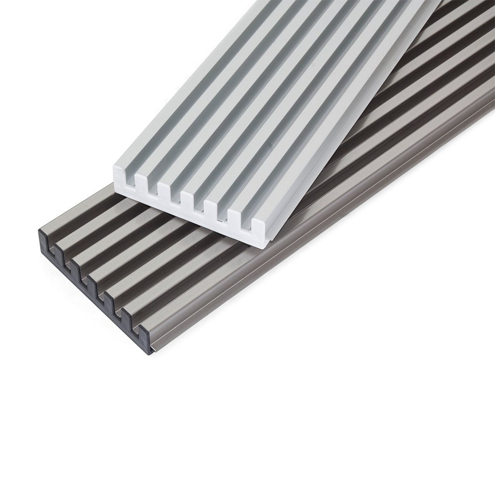 Emuca 8934869 Ventilation grille for refrigerator/stove made of stainless aluminum anodizing.