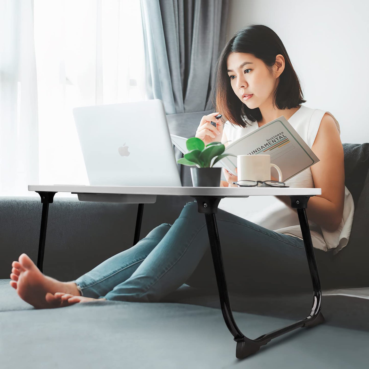 AirOpen laptop table for bed, foldable bed table with 4 USB charging ports, drawer, tablet stand, cup holder, carrying handle, laptop desk for bed, sofa, couch, floor (60 x 40 cm, black)