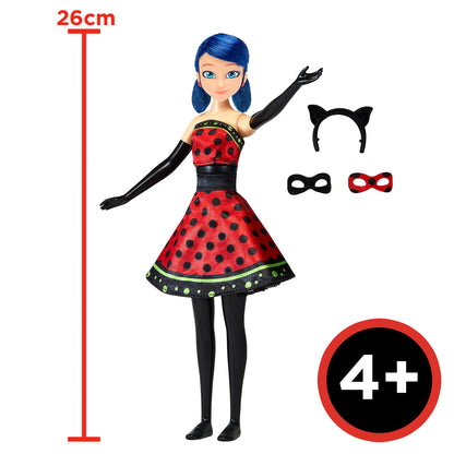 BANDAI - Miraculous - Transformation Doll Ladybug - 26 cm doll that transforms into Lady Noire and Bug Noire - Toy Moveable doll with 2 outfits - Toy for children aged 4 and up - P50414