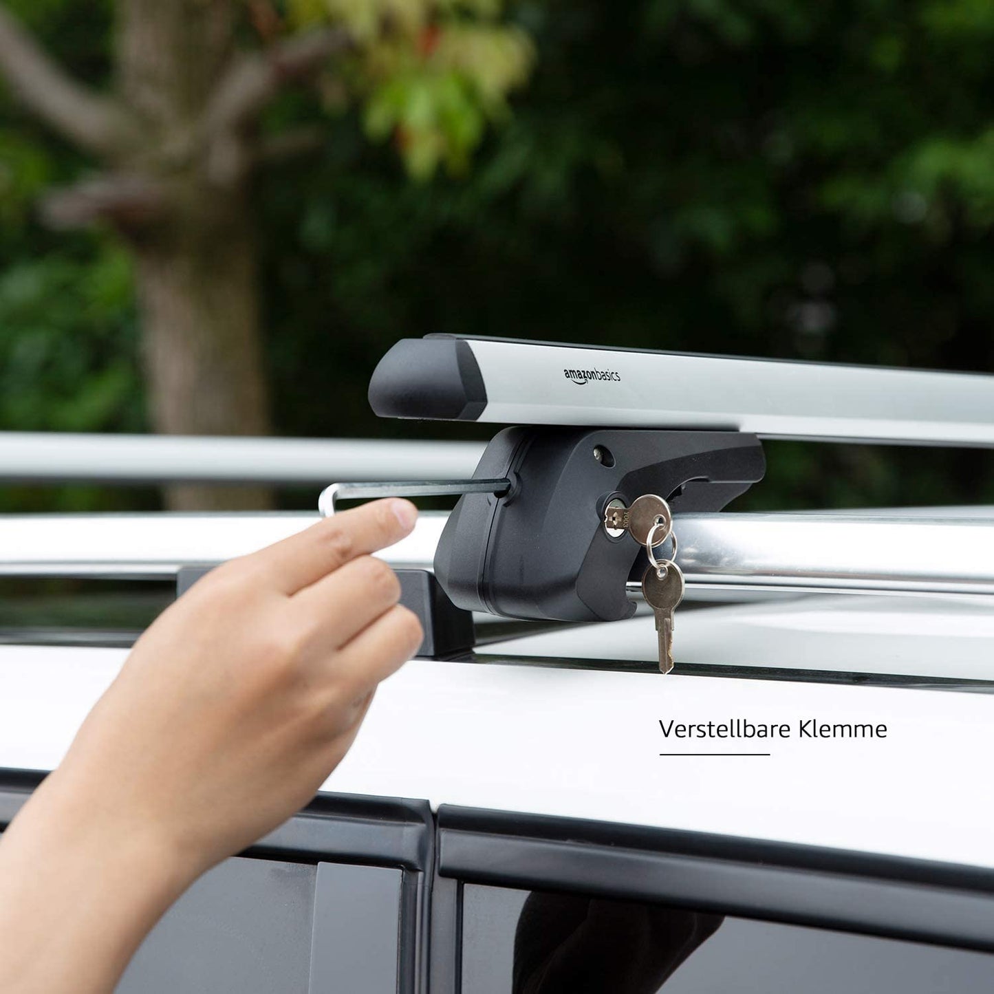 Amazon Basics Roof Rack with Cross Bars, 132 cm, for spans up to 117 cm between raised side rails with gap, 2-pack, Black/Silver