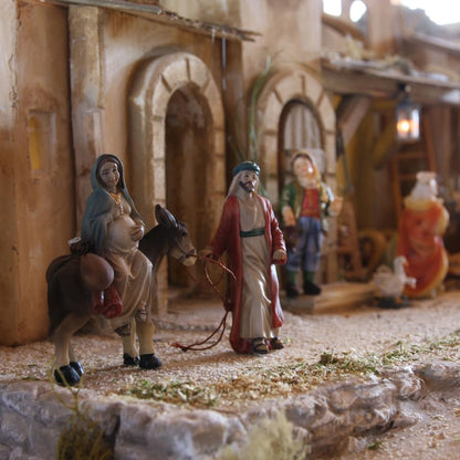 FADEDA 2X Inn search/Size:9 cm/Hand-painted/detailed Nativity Figures - Christmas table decoration Crib accessories