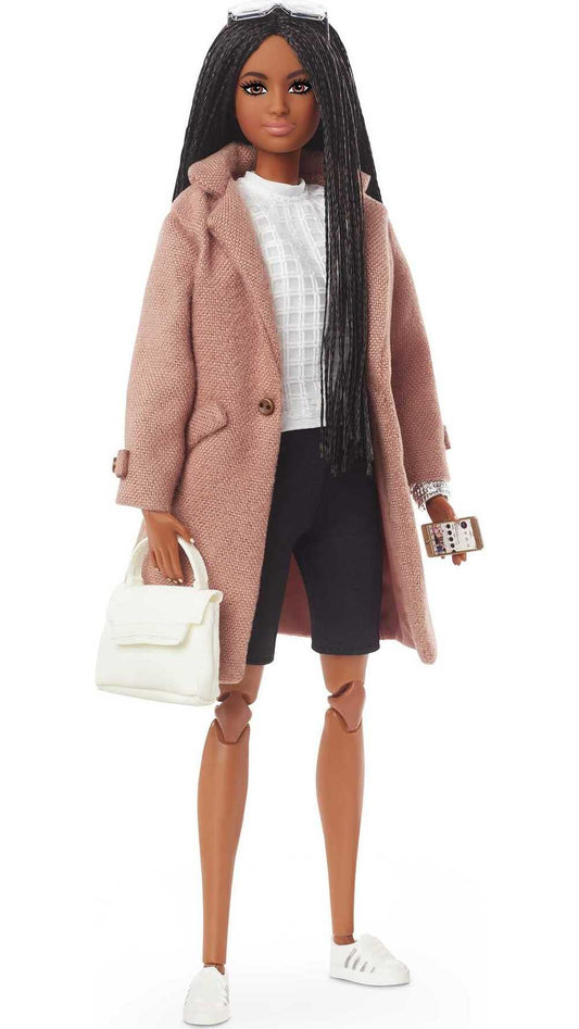 Barbie GTJ83 - Signature @BarbieStyle doll #2, for collectors.