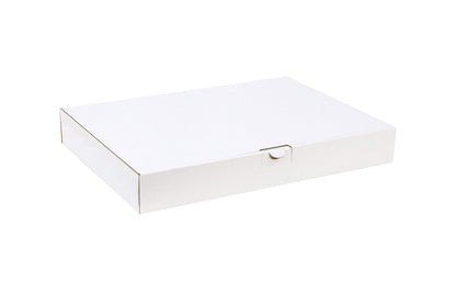 100 white large letter boxes 350 x 250 x 50 mm for DIN A4+ and B4 size. Suitable for shipping as large letter, goods or books.