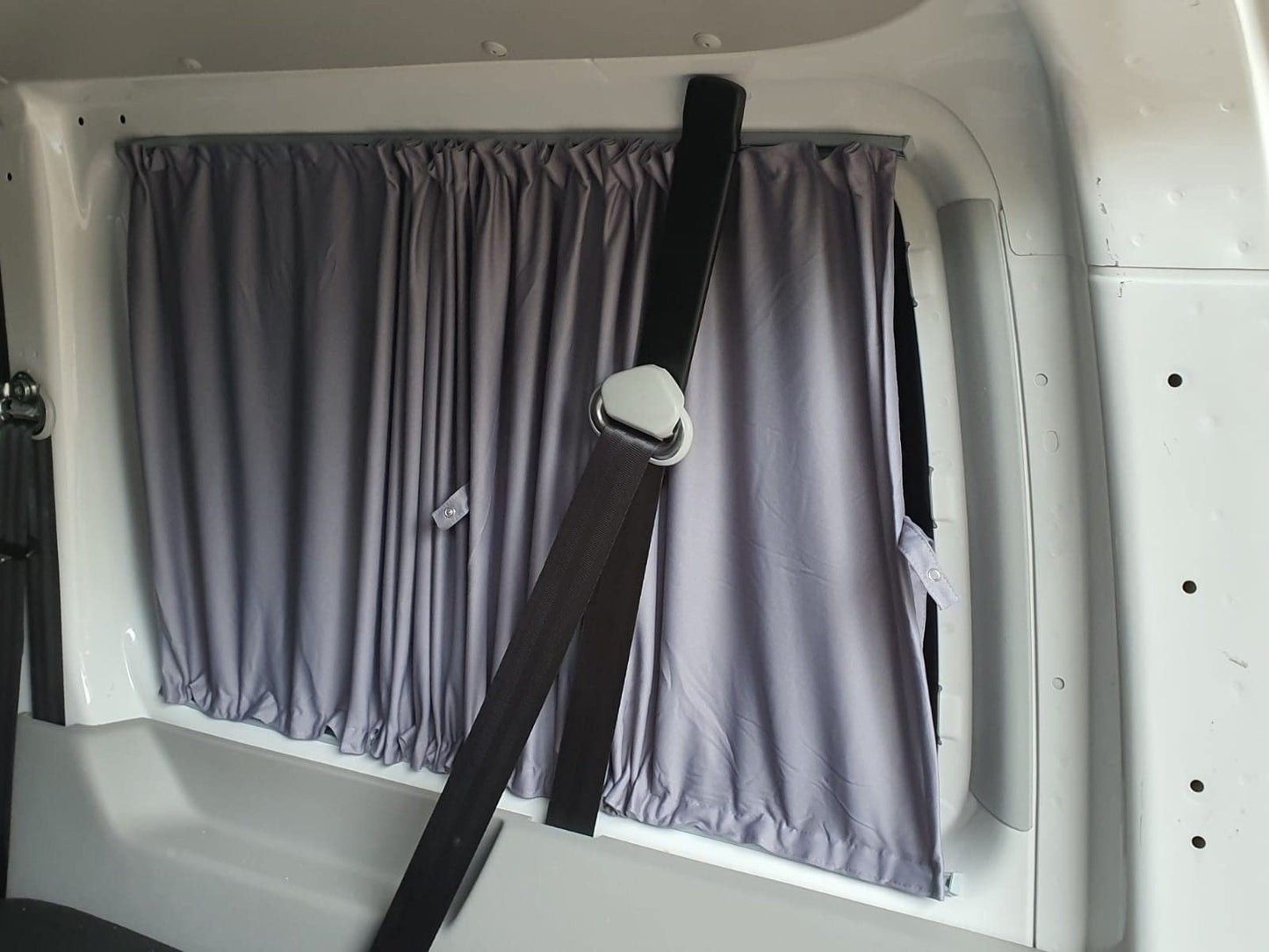 BREMER SEAT COVERS custom made curtains curtains sun protection compatible with VW T5 T6 T6.1 Transporter Caravelle long wheelbase with tailgate in grey camping accessories motorhome accessories camper curtain set 718