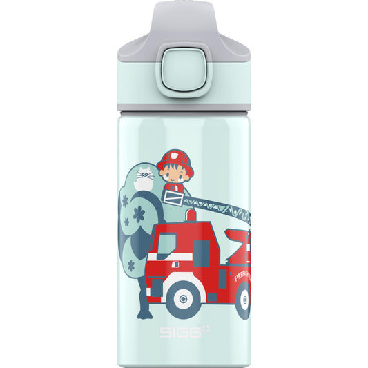 SIGG Miracle Fireman Kids Water Bottle (0.4 L), durable kids bottle with leak-proof lid, one-handed aluminum water bottle operation.