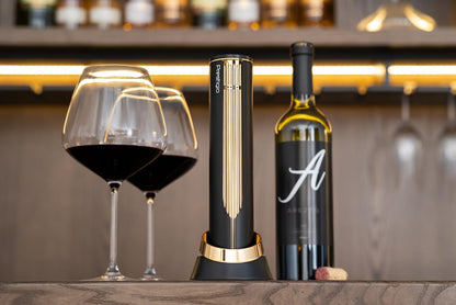 Prestigio Maggiore Electric Corkscrew - Premium wine bottle opener with charging station - Integrated foil cutter - Packed in high-quality gift box - Black/Gold