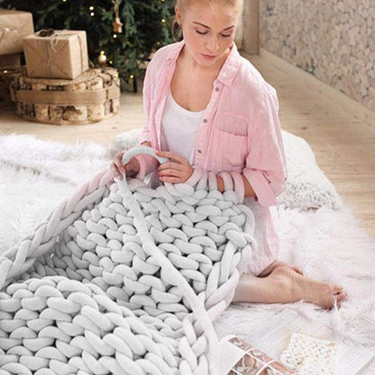 YONII Core Yarn Multi Soft Bulky Arm Knit Wool Roving Crochet DIY Hand Chunky Knit Blanket Yarn for Giant Chunky Knitting Throw Sofa Blanket Crafts (Light Grey, 1KG)