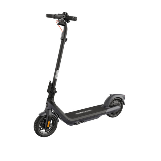 Segway-Ninebot E2 Pro D, street-legal e-scooter for adults, max. 20 km/h speed, 35 km range, anti-slip traction control system.