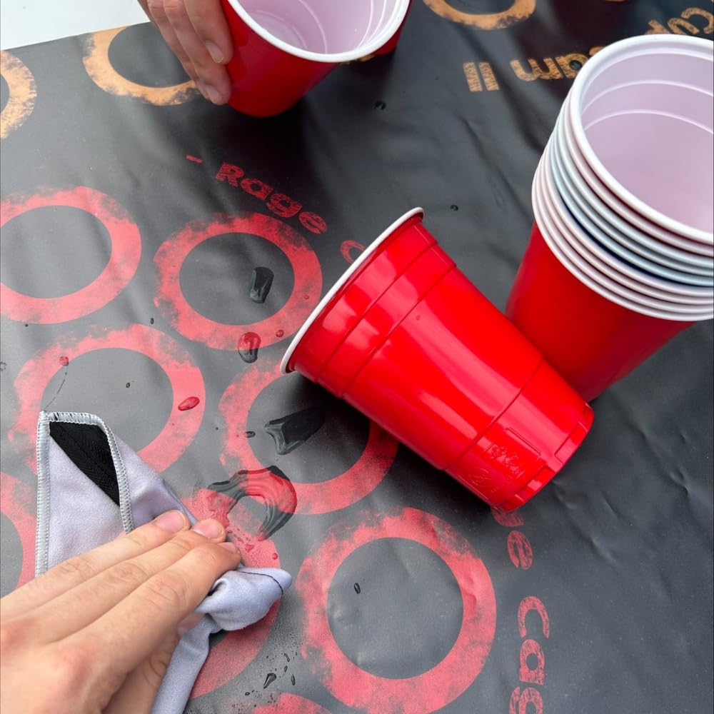 Beer Pong mat - Beer Pong table on the go | + 50 Beer pong cups (25 red & 25 blue, 16 oz) + 10 mini shot red cups + 6 balls | Comes with 4 games | 175 x 59 cm, waterproof and tear-resistant