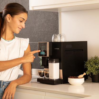Cecotec Superautomatic coffee machine Cremmaet Compactccino Black Rose, 19 Bar, Thermoblock system, fresh ground beans Plug&Play, 150 g coffee bean container grinder, 1.1 L water tank, 400 ml milk.