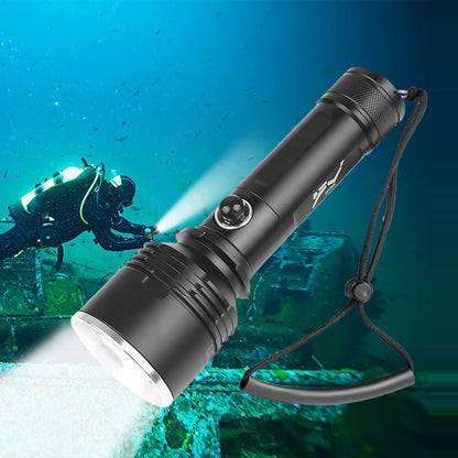 LED flashlight, 3000 lumens diving light up to 150m depth, IPX8 waterproof, battery-powered and rechargeable underwater light with 1 * 26650 battery for diving, camping, outdoor, hiking.