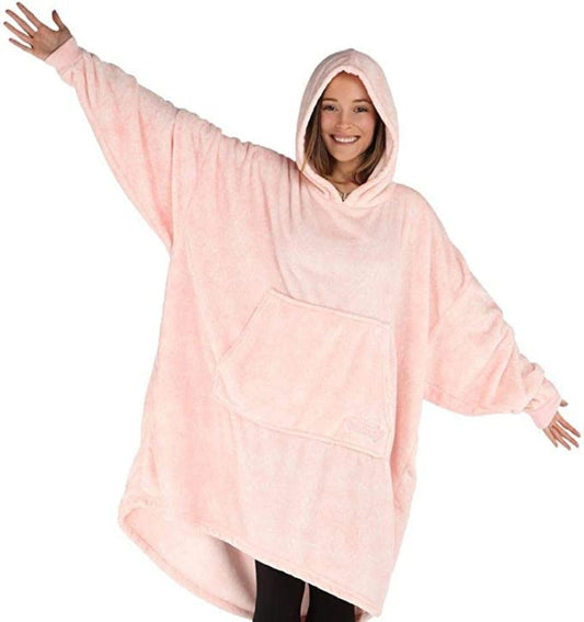 THE COMFY Dream | oversized portable blanket made of lightweight microfiber, one size fits all, as seen on Shark Tank.