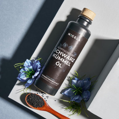 Nigela BIO black cumin oil unfiltered - Egyptian black cumin oil with high thymoquinone content - Made in Bavaria - Certified & laboratory tested Black Seed Oil - 200ml