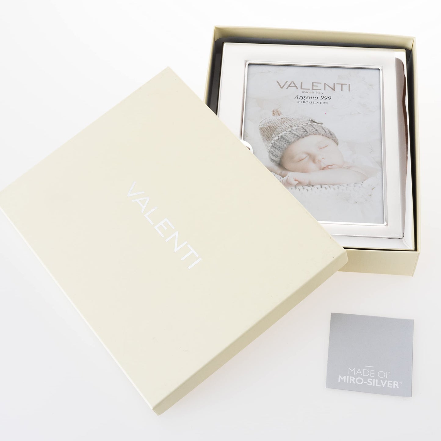 Valenti&Co silver picture frame, 13 x 18 cm, perfect as a gift for a child's christening.
