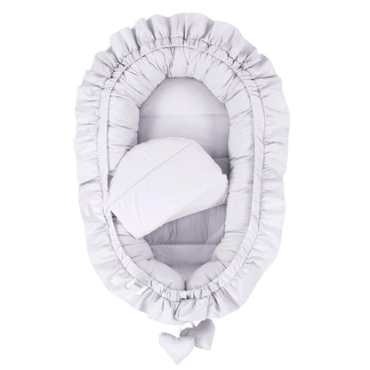 Baby nest for newborns with carrying handle, 90 x 50 cm. Portable cocoon nest for bed, cuddle nest for boys and girls. Grey.