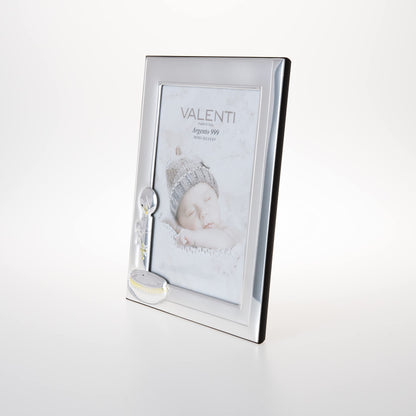 Valenti&Co silver picture frame, 13 x 18 cm, perfect as a gift for a child's christening.