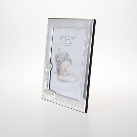 Valenti&Co silver picture frame, 13 x 18 cm, perfect as a gift for a child's christening.