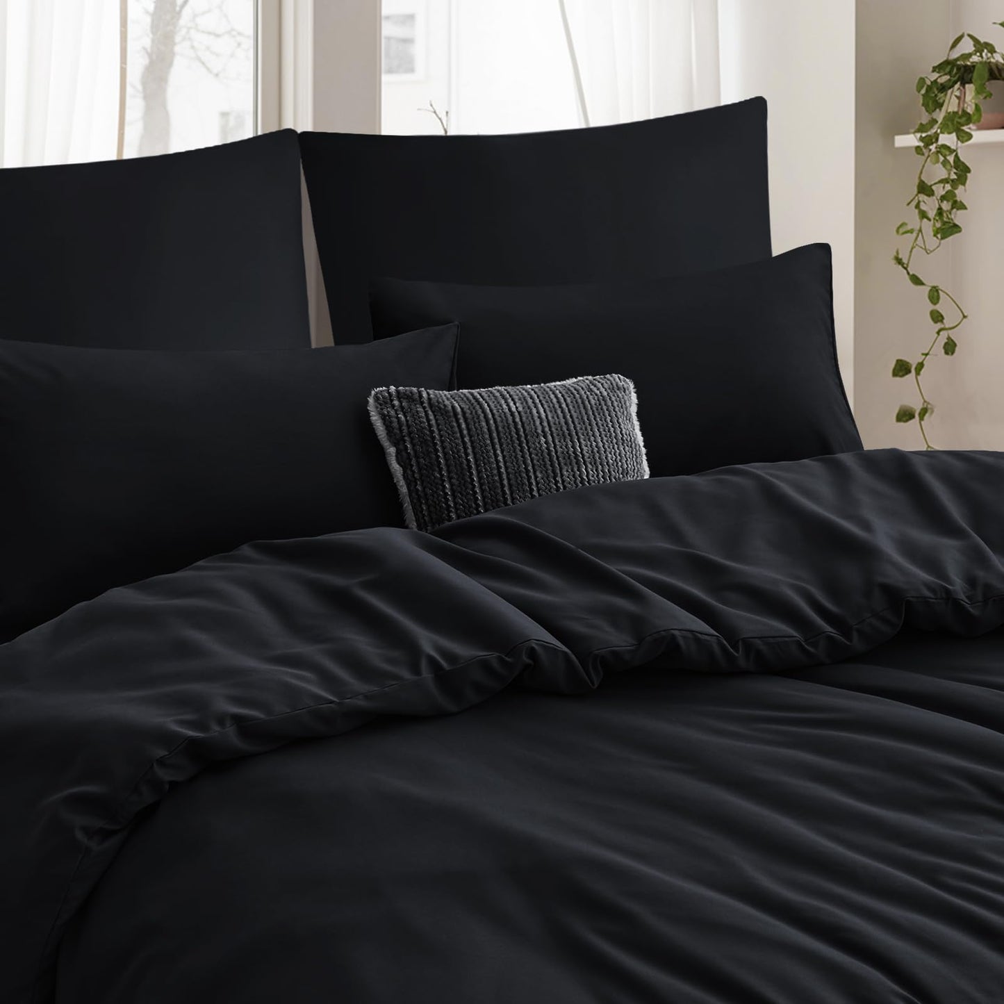 Tifschlaf bedding set 200x220 3 pieces Black, Microfiber 1 duvet cover 220x200 cm + 2 pillowcases 80x80 cm, ÖKO-TEX bedding sets with zipper Soft and wrinkle-free duvet cover